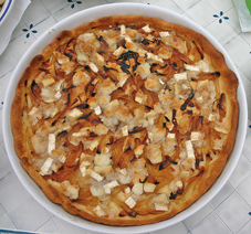 Tarte aux oignons confits et chèvre