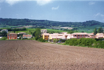 Villasavary : lotissement à l'est du village