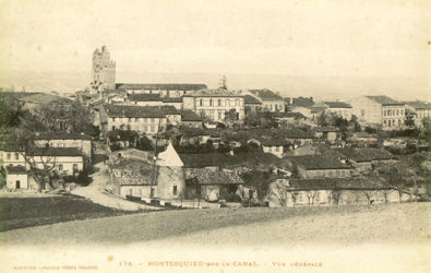 Montesquieu, dans la vallée au pied du village le moulin d'en Bas