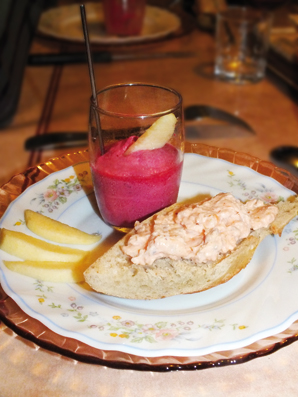 Tartare de saumon et verrine de betteraves