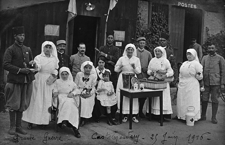 personnel soignant et blessés