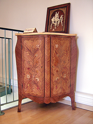 Meuble de Monoury présenté au Musée du bois à Revel