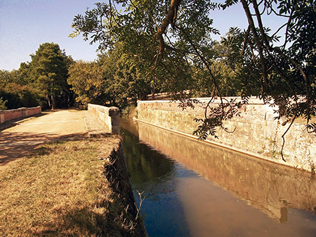 aqueduc à Besombes