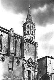 La Collegiale St Michel dominant Castelnaudary