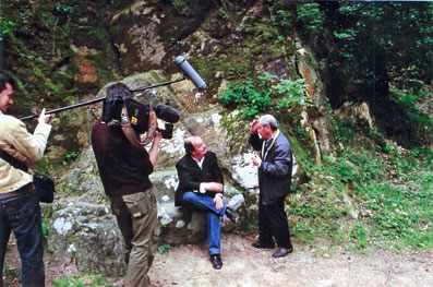 Mercredi 26 avril 2006, Jacques Batigne interviewe le Prince Philippe de Caraman-Chimay (22°de liste, il est un descendant de Pierre Paul Riquet) dans le parc de Saint-Ferréol. Le prince est assis sur le siège appelé le “siège de Riquet” sculpté dans la roche près de la gerbe. L'interview a été réalisée dans le cadre de tournage du film TV belge “Philippe de Chimay sur les traces de son ancêtre”.