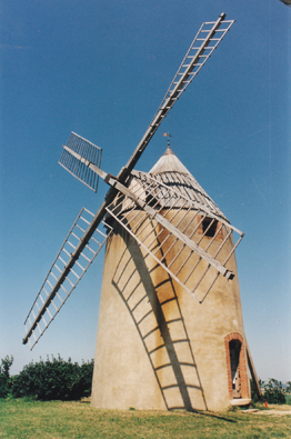 Le moulin de Montbrun-Lauragais en juin 2000