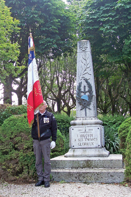 Monument aux morts de Labécède Lauragais