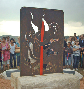 Les Cassés  (Aude) : “La cathare au bûcher “ - Le Mémorial sur le site du Fort