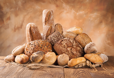 Grâce à l’incroyable diversité du pain français, cet aliment demeure un pilier de notre gastronomie. 